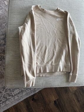Nike Women’s Crewneck Sweatshirt in Taupe